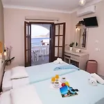 Kalypso アパートホテル 3*